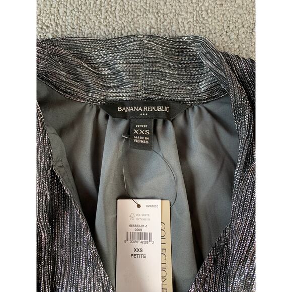 NWT Banana Republic Blouse Top Metallic Silver Gray Size XXS Petite - Picture 3 of 5